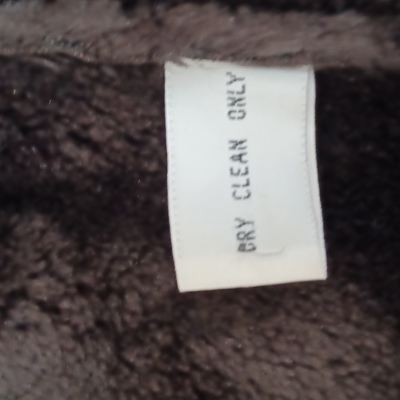 Winter Vintage Cropped Jacket - Picture 9 of 10